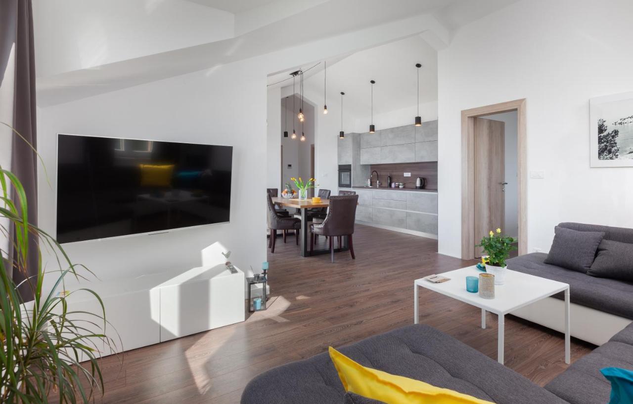Apartments Galic Подгора Екстер'єр фото